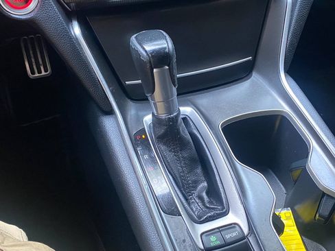 Used 2020 Honda Accord Sport image 28