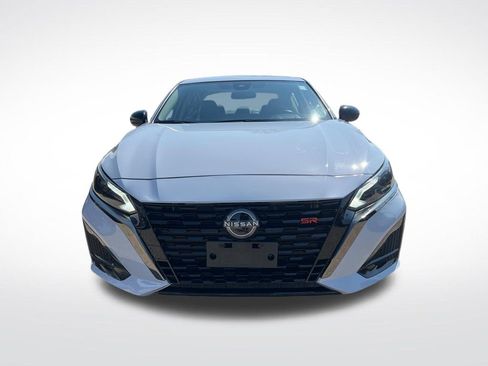 Certified 2023 Nissan Altima 2.5 SR w/ SR Premium Package image 2