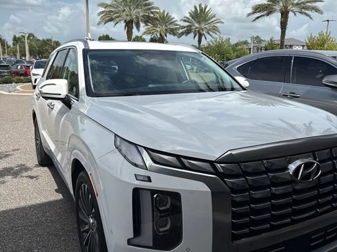 Used 2023 Hyundai Palisade Calligraphy w/ Cargo Package FWD image 12