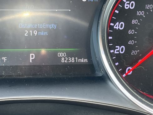 Used 2018 Toyota Camry XSE FWD image 22
