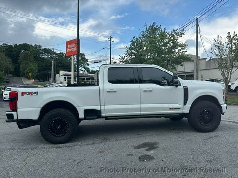 Used 2025 Ford F350 Platinum AWD/4WD image 14