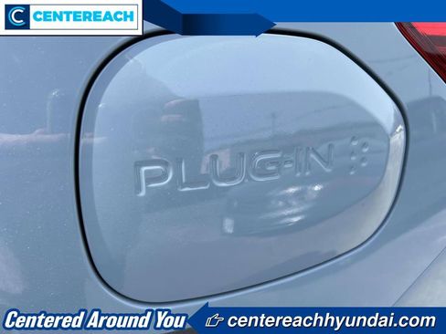 Used 2020 Subaru Crosstrek Hybrid w/ Moonroof Package w/Navigation AWD/4WD image 11