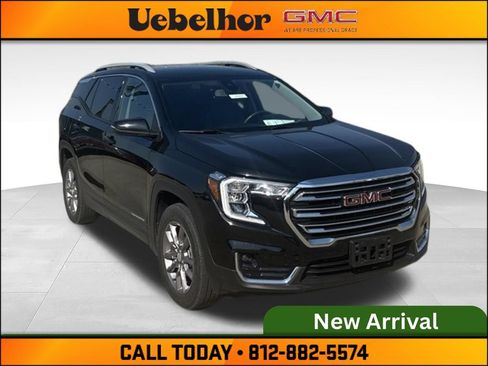 Used 2024 GMC Terrain SLT AWD/4WD image 3