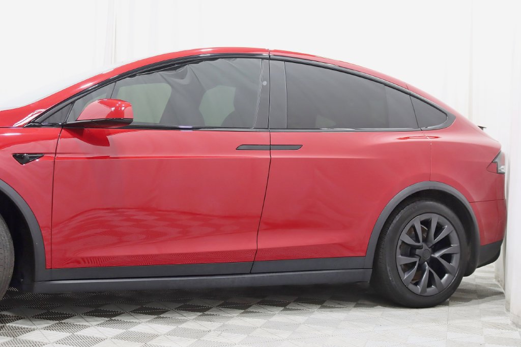 Used 2022 Tesla Model X Plaid AWD/4WD image 3