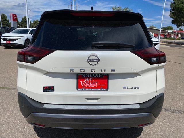 Certified 2023 Nissan Rogue SL w/ SL Premium Package AWD/4WD image 4