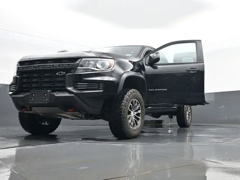 Used 2022 Chevrolet Colorado ZR2 AWD/4WD image 32