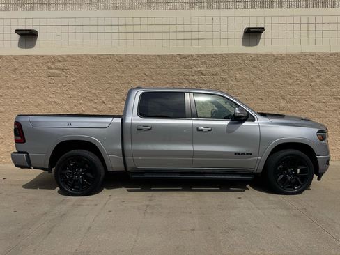 Used 2020 RAM 1500 Laramie AWD/4WD image 7