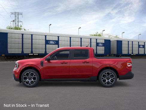 New 2026 Ford Maverick Lariat image 3