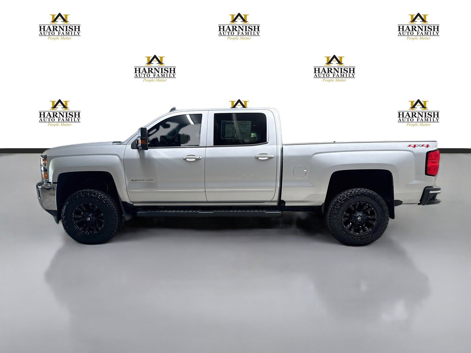 Used 2016 Chevrolet Silverado 2500 LT w/ LT Convenience Package AWD/4WD image 10