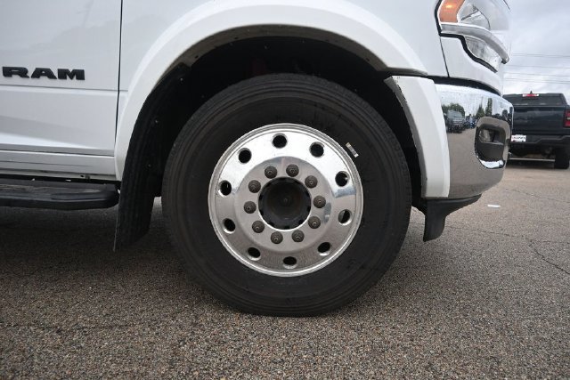 Used 2022 RAM 4500 Laramie AWD/4WD image 18