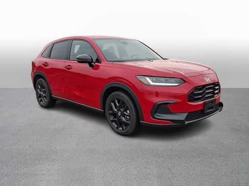 Used 2023 Honda HR-V Sport image 3