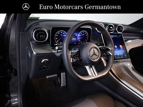 Used 2026 Mercedes-Benz GLC 300 4MATIC image 29
