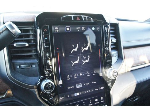 Used 2024 RAM 3500 Limited w/ Towing Technology Group AWD/4WD image 22