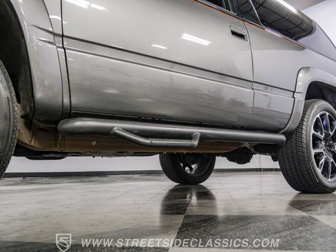 Used 1995 Chevrolet Tahoe 4WD 2-Door image 19