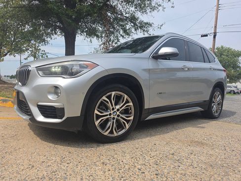 Used 2017 BMW X1 xDrive28i AWD/4WD image 49