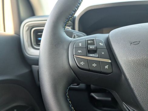 New 2025 Ford Maverick Lobo image 40