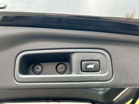 Used 2016 Honda Pilot Touring image 17