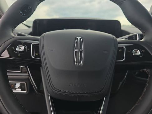 New 2025 Lincoln Aviator 2WD w/ Equipment Group 101A image 26