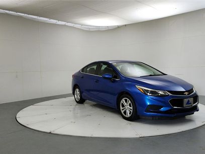 Used 2017 Chevrolet Cruze LT