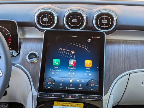 New 2026 Mercedes-Benz GLC 300 300 image 30