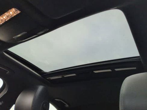 Used 2019 Mercedes-Benz E 300 4MATIC w/ Premium 1 Package image 18