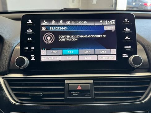 Used 2018 Honda Accord Sport image 16