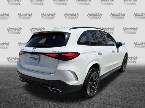 Used 2025 Mercedes-Benz GLC 300 4MATIC image 9