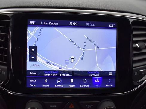 Used 2019 Jeep Grand Cherokee Altitude image 12