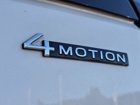 Used 2023 Volkswagen Atlas SEL R-Line AWD/4WD image 26
