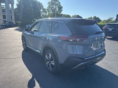 Used 2023 Nissan Rogue SL w/ SL Premium Package FWD image 7
