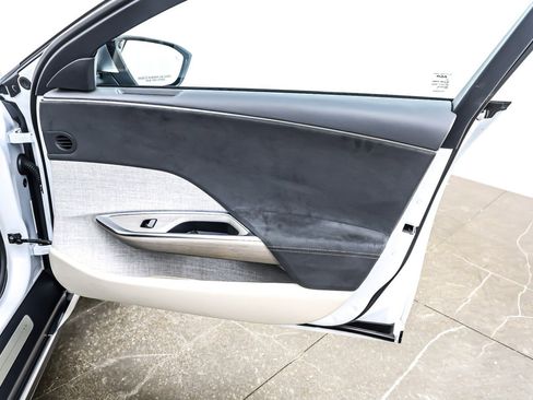 Used 2022 Lucid Air Dream Edition image 22