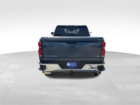 Used 2025 Chevrolet Silverado 2500 LTZ w/ LTZ Plus Package AWD/4WD image 5