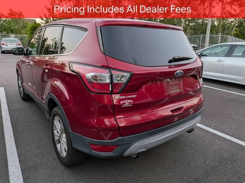 Used 2017 Ford Escape SE w/ SE Cold Weather Package FWD image 4