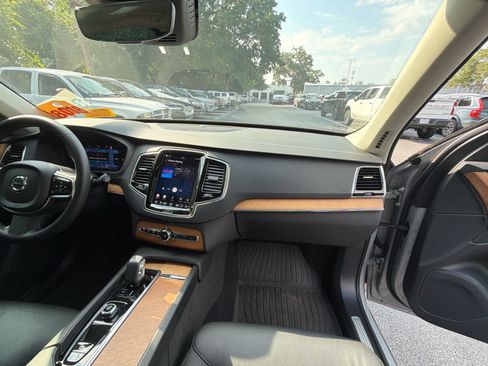 Certified 2023 Volvo XC90 B6 Plus w/ Protection Package Premier AWD/4WD image 19