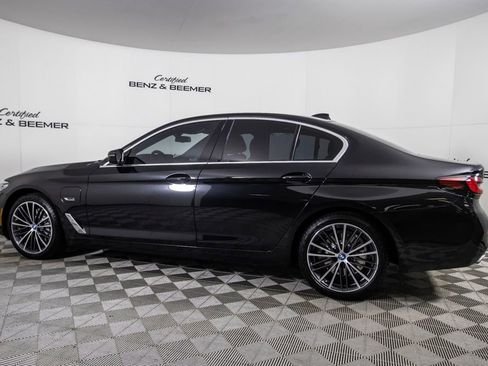 Used 2023 BMW 530e w/ Executive Package image 7