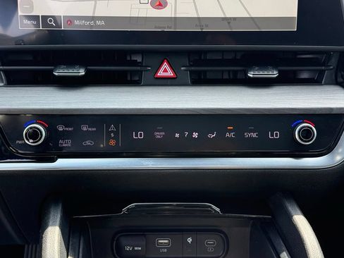 Used 2023 Kia Sportage X-Line AWD/4WD image 16