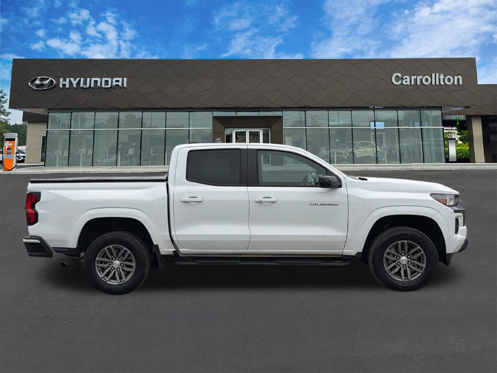 Used 2024 Chevrolet Colorado LT w/ LT Convenience Package II RWD image 4