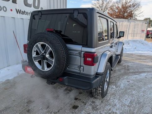 Used 2020 Jeep Wrangler Unlimited Sahara w/ Dual Top Group image 24