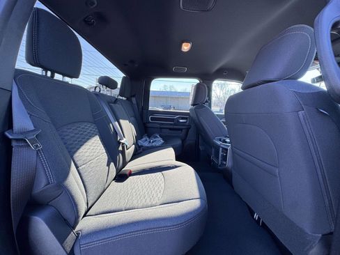 New 2026 RAM 3500 Big Horn AWD/4WD image 17