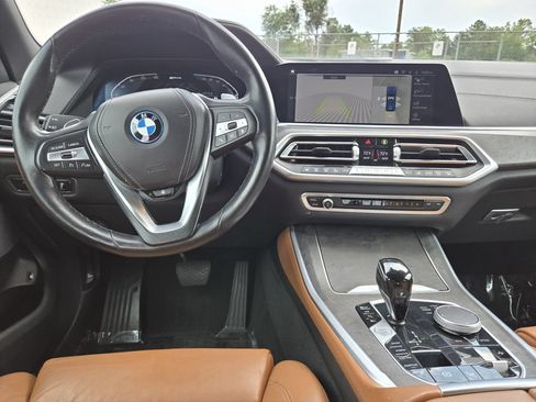 Used 2022 BMW X5 xDrive45e w/ Premium Package AWD/4WD image 26
