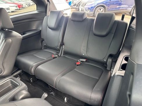 Used 2023 Honda Odyssey Sport image 15
