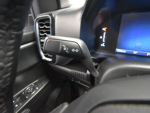 Used 2024 Ford Ranger XLT w/ Technology Package image 12