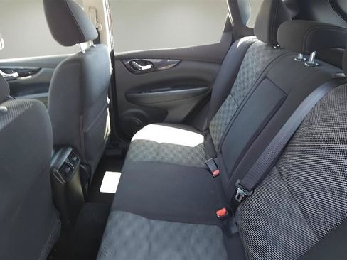 Used 2019 Nissan Rogue Sport SV w/ All-Weather Package AWD/4WD image 20