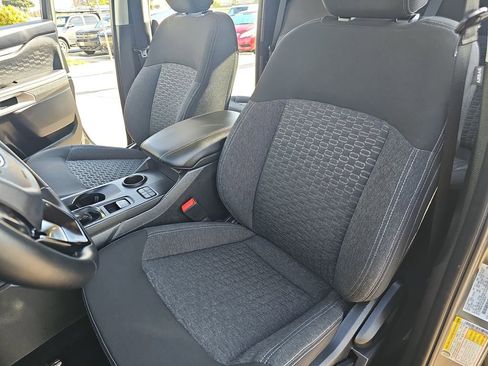 Used 2025 Ford Ranger XLT w/ Trailer Tow Package image 15