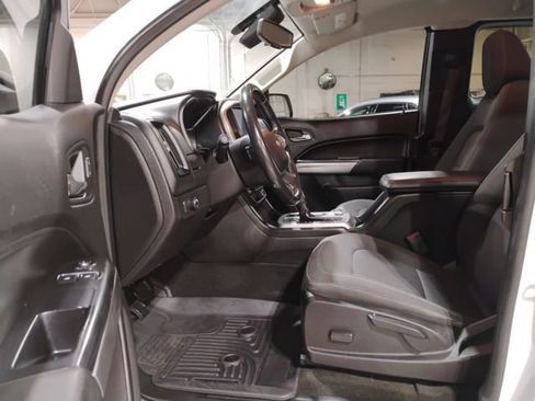 Used 2018 Chevrolet Colorado LT image 10