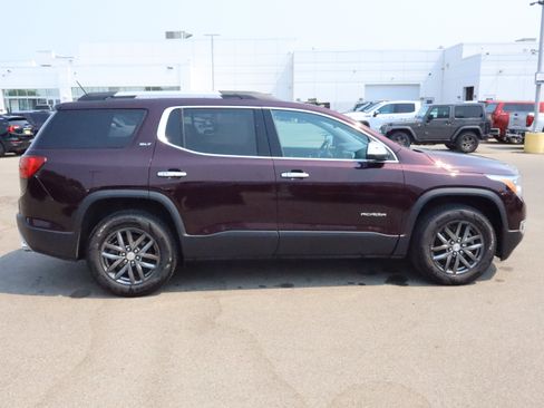 Used 2017 GMC Acadia SLT AWD/4WD image 8