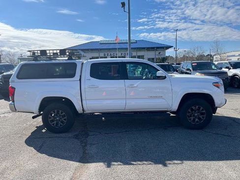 Used 2023 Toyota Tacoma SR5 image 4