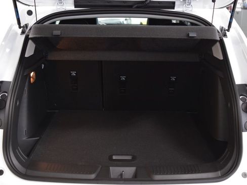 New 2026 Chevrolet Trax LT w/ Driver Confidence Package FWD image 23