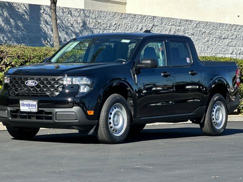 New 2025 Ford Maverick XL image 8