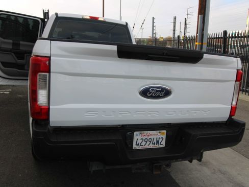 Used 2019 Ford F250 XL w/ Power Equipment Group image 38